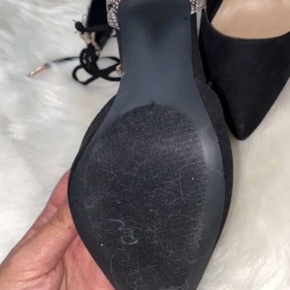Black with snakeskin heels - Picture 6 of 6